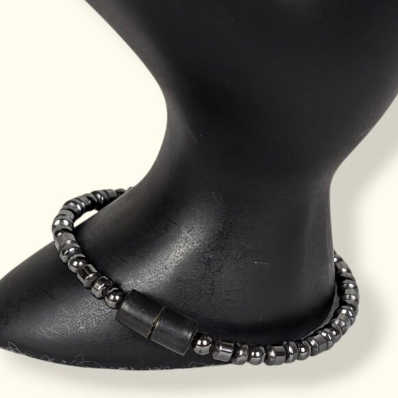 V. Hematite Small Bead Magnetic Bracelet - Picture 3 of 5